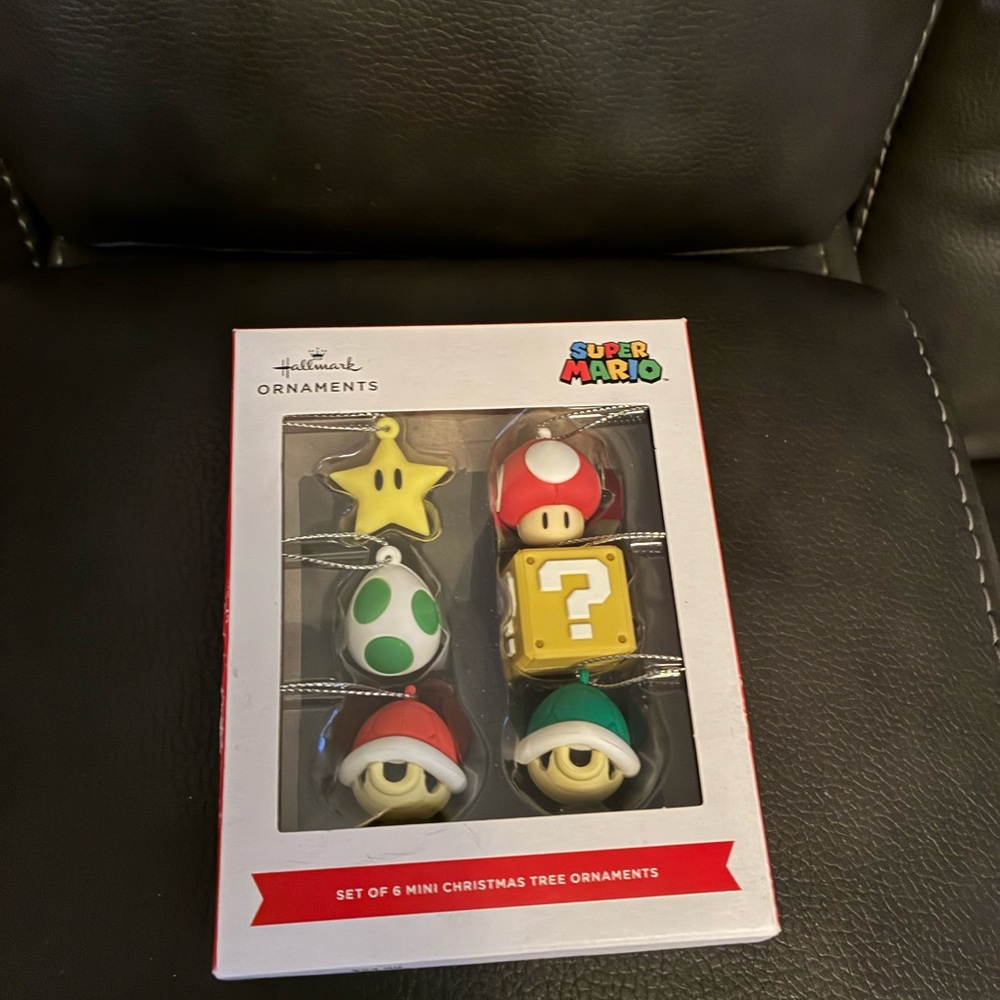 Hallmark Super Mario Shatterproof Mini Ornament 6-Piece Set